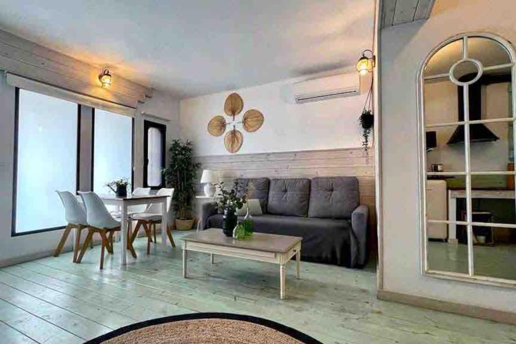 New Cozy Beach Apartment, Wifi Valencia Luaran gambar